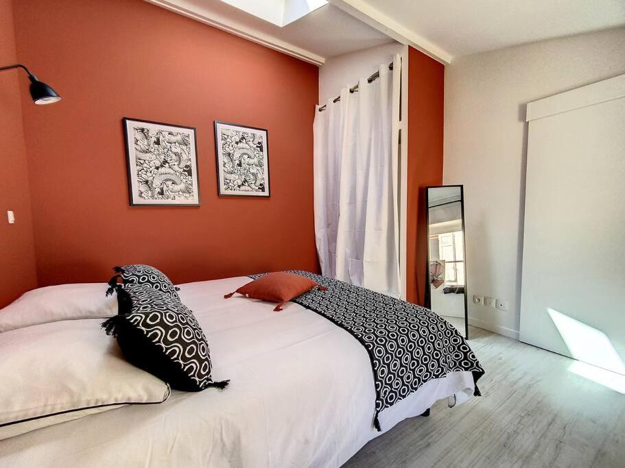 Bienvenue A La Tatoo Room Bourgoin-Jallieu ภายนอก รูปภาพ